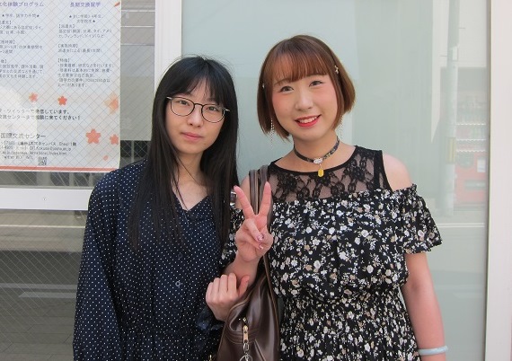 Ms. Shen(left) and Ms. Pan(right)
