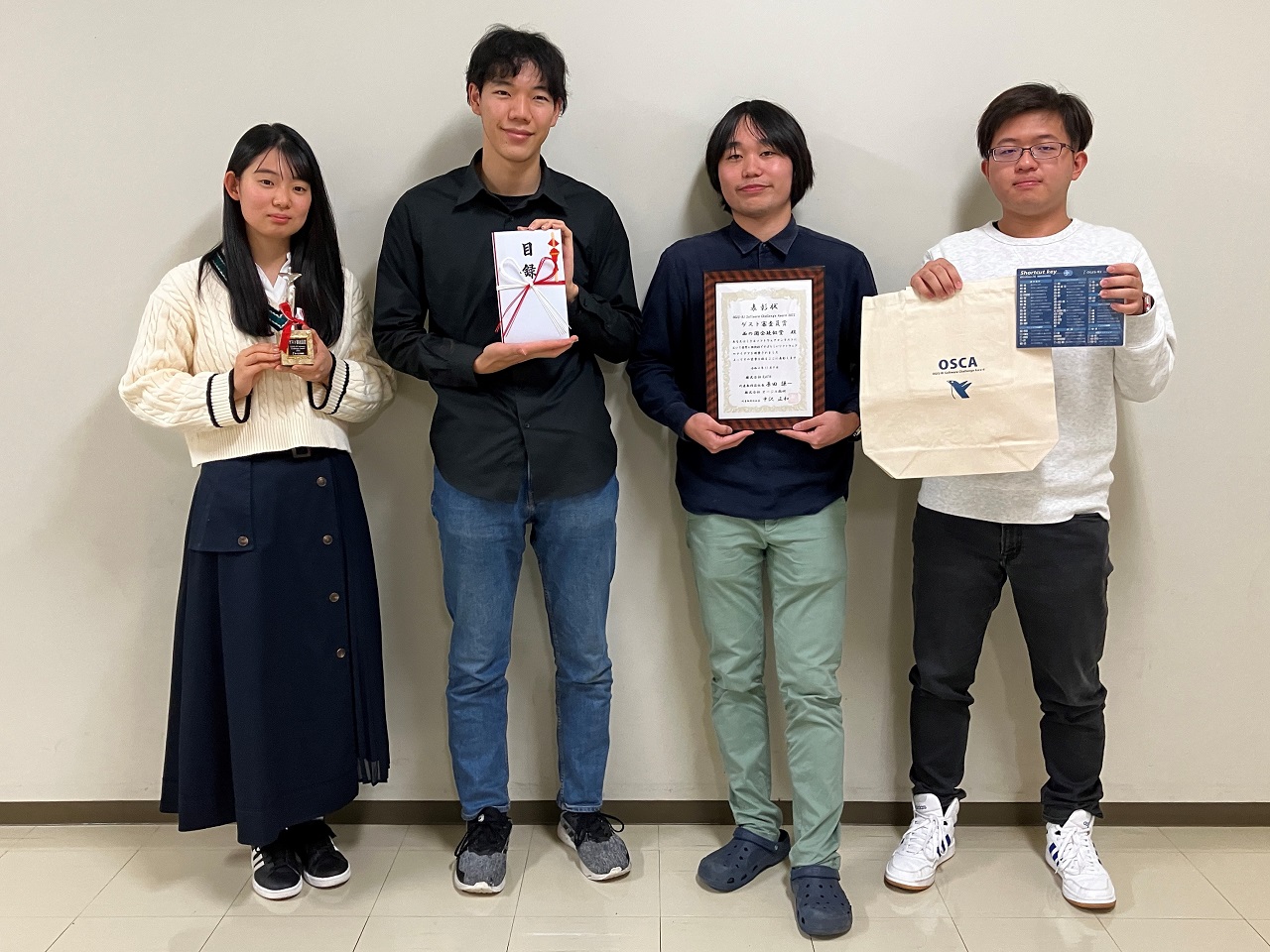 ネットワークデザイン学科の学生がオージス総研のコンテストでゲスト審査員賞を獲得