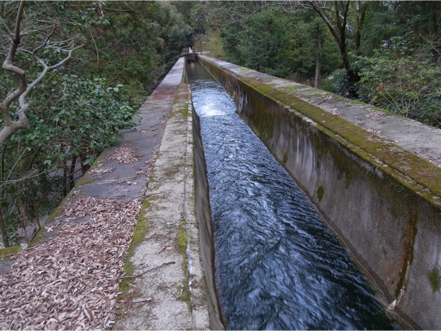 南禅寺水路閣を流れる琵琶湖疏水