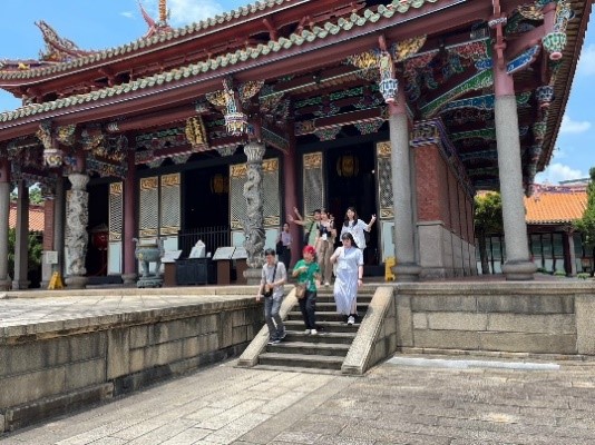 台湾のお寺で文化体験