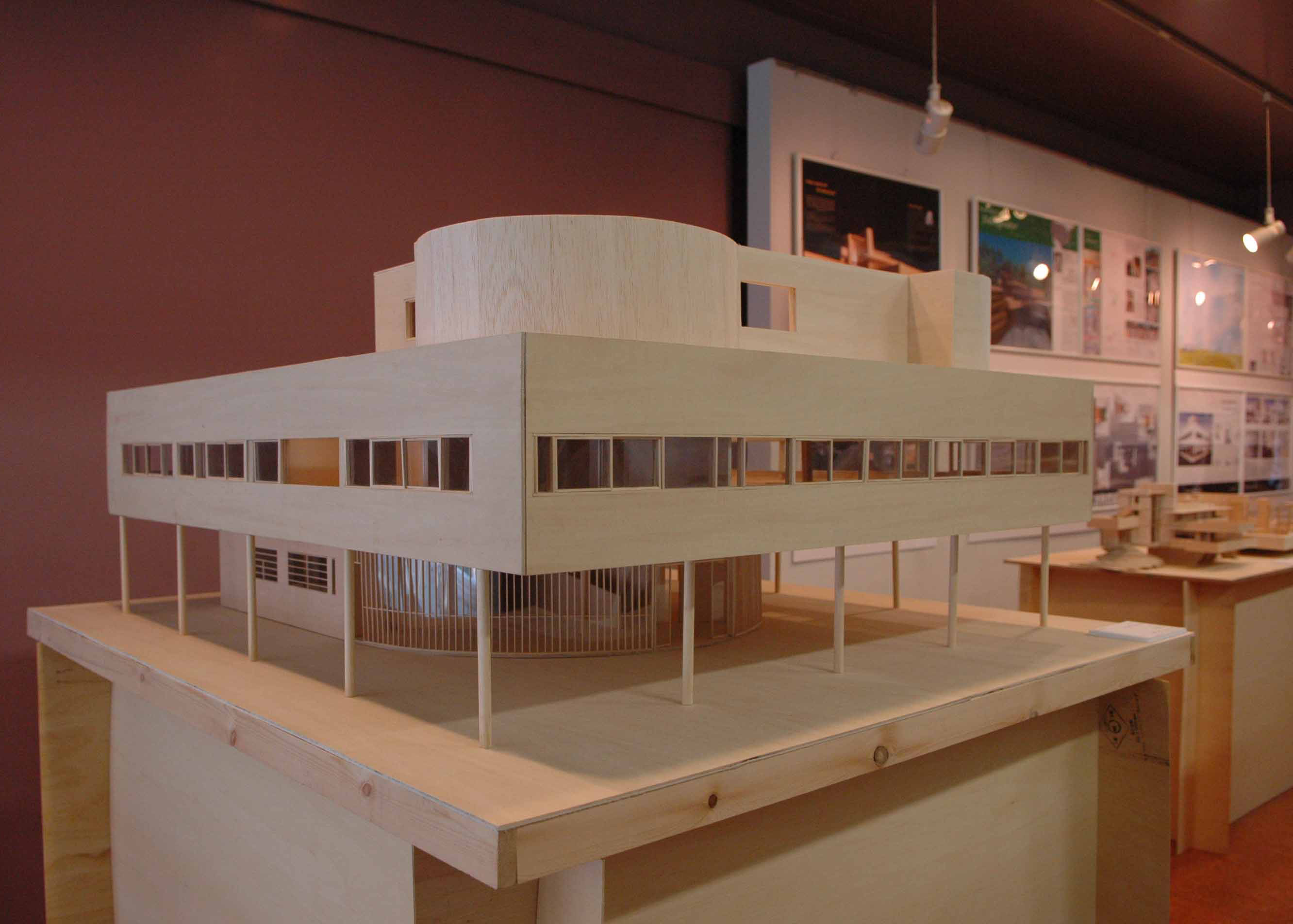 Analyzing Modernist Architecture with Models