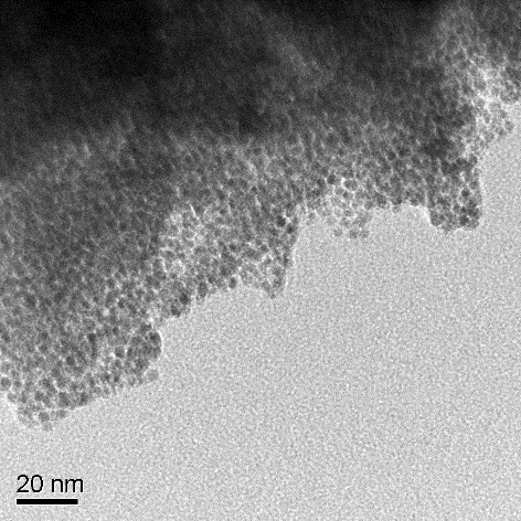 Metal nanoparticles stabilized in polystyrene