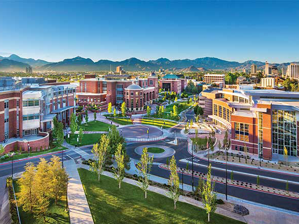 ネバダ大学リノ校の広大なキャンパス