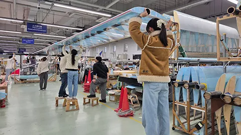 翼班の製作活動